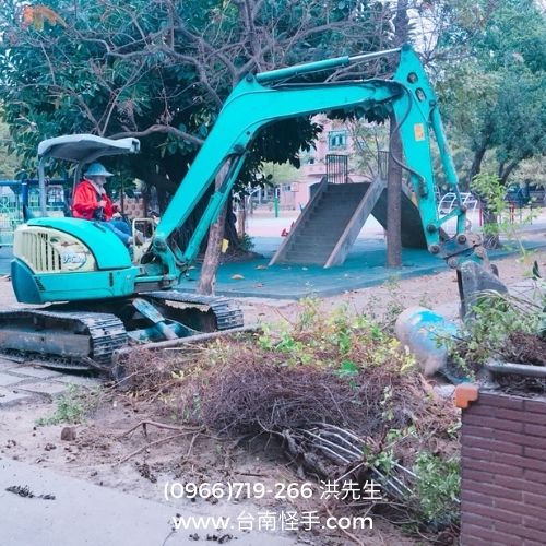 台南樹木移除-台南怪手開挖移除樹木-台南新營移除樹木.jpg